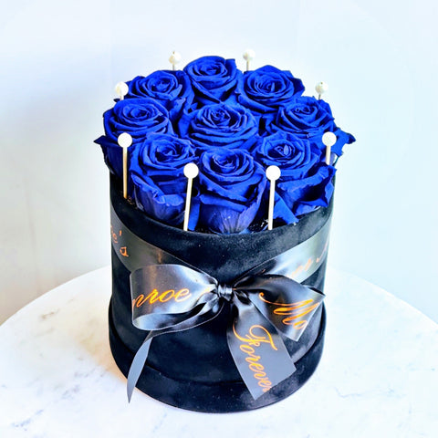 Forever roses in Black Velvet Box (9 Roses)